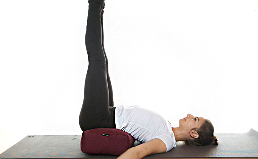 মানসিক অবসাদ দূর করুন ৩টি যোগব্যায়ামের সাহায্যে!